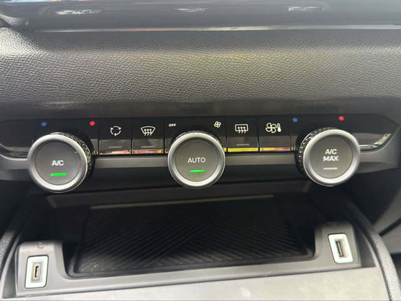 Foto Citroën C4 17