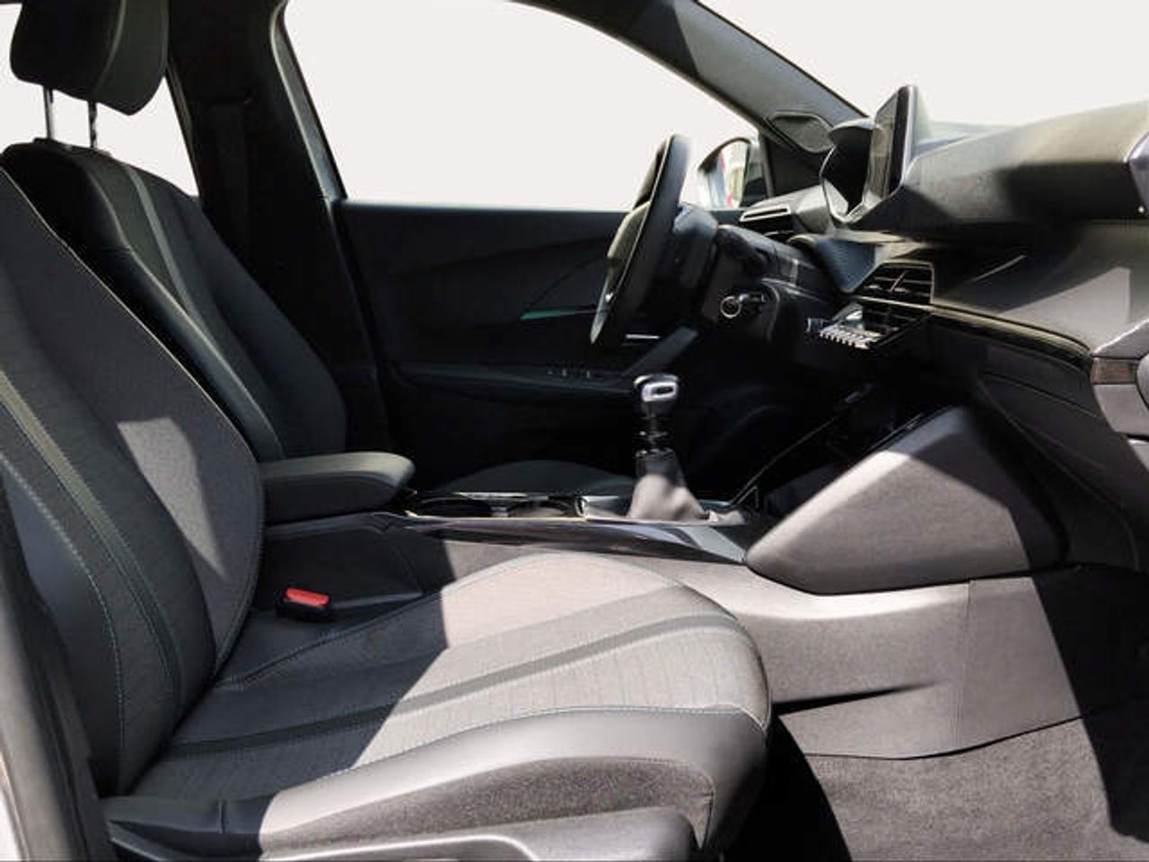 Foto Peugeot 2008 10