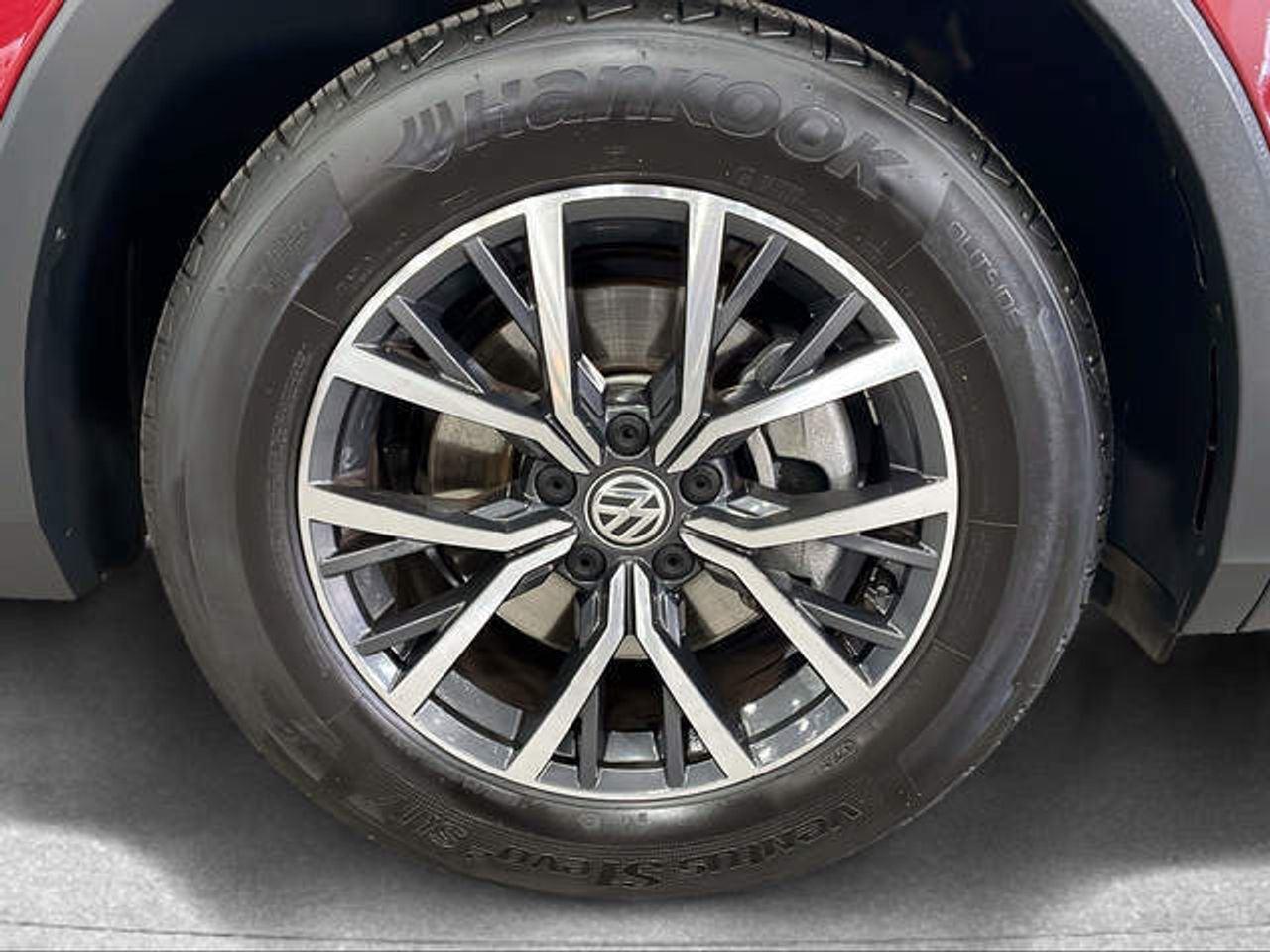 Foto Volkswagen Tiguan 9