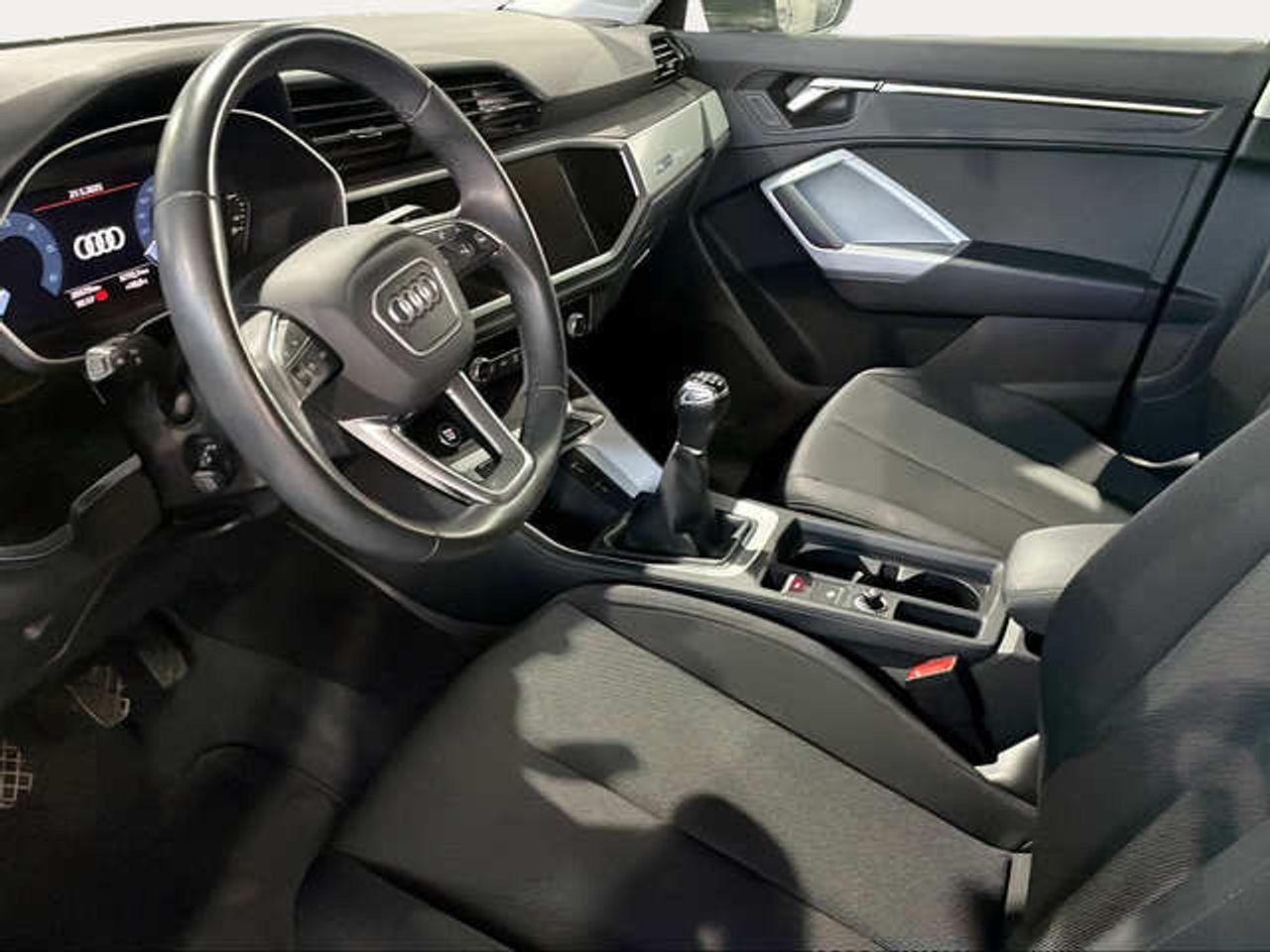 Foto Audi Q3 7