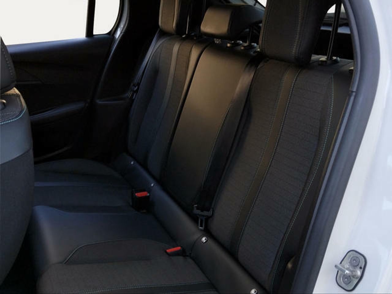Foto Peugeot 208 15