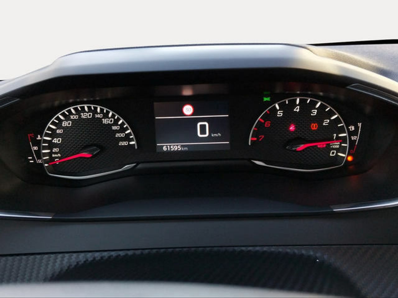 Foto Peugeot 208 19