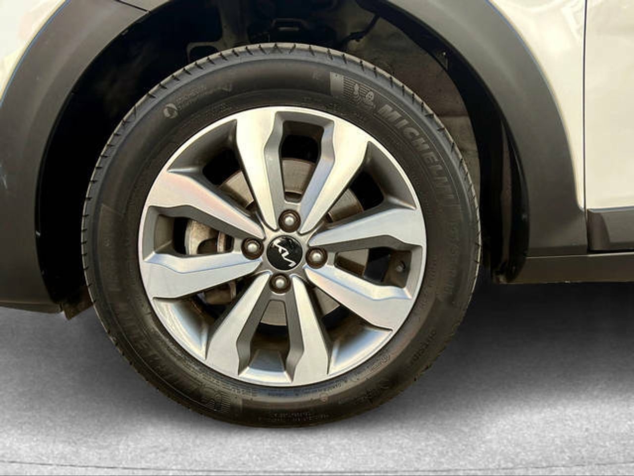 Foto Kia Stonic 12
