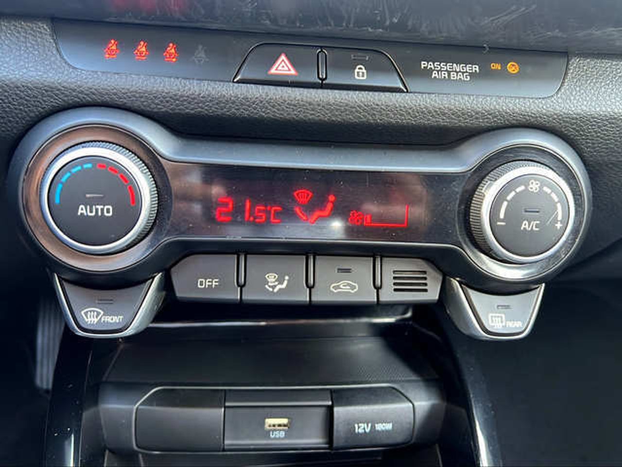 Foto Kia Stonic 20