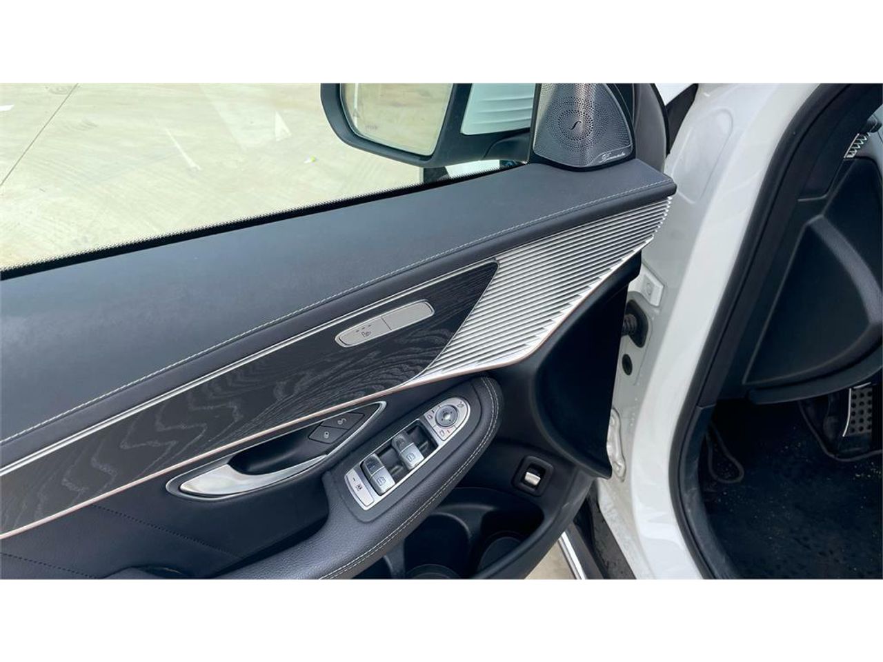 Foto Mercedes-Benz EQC 17