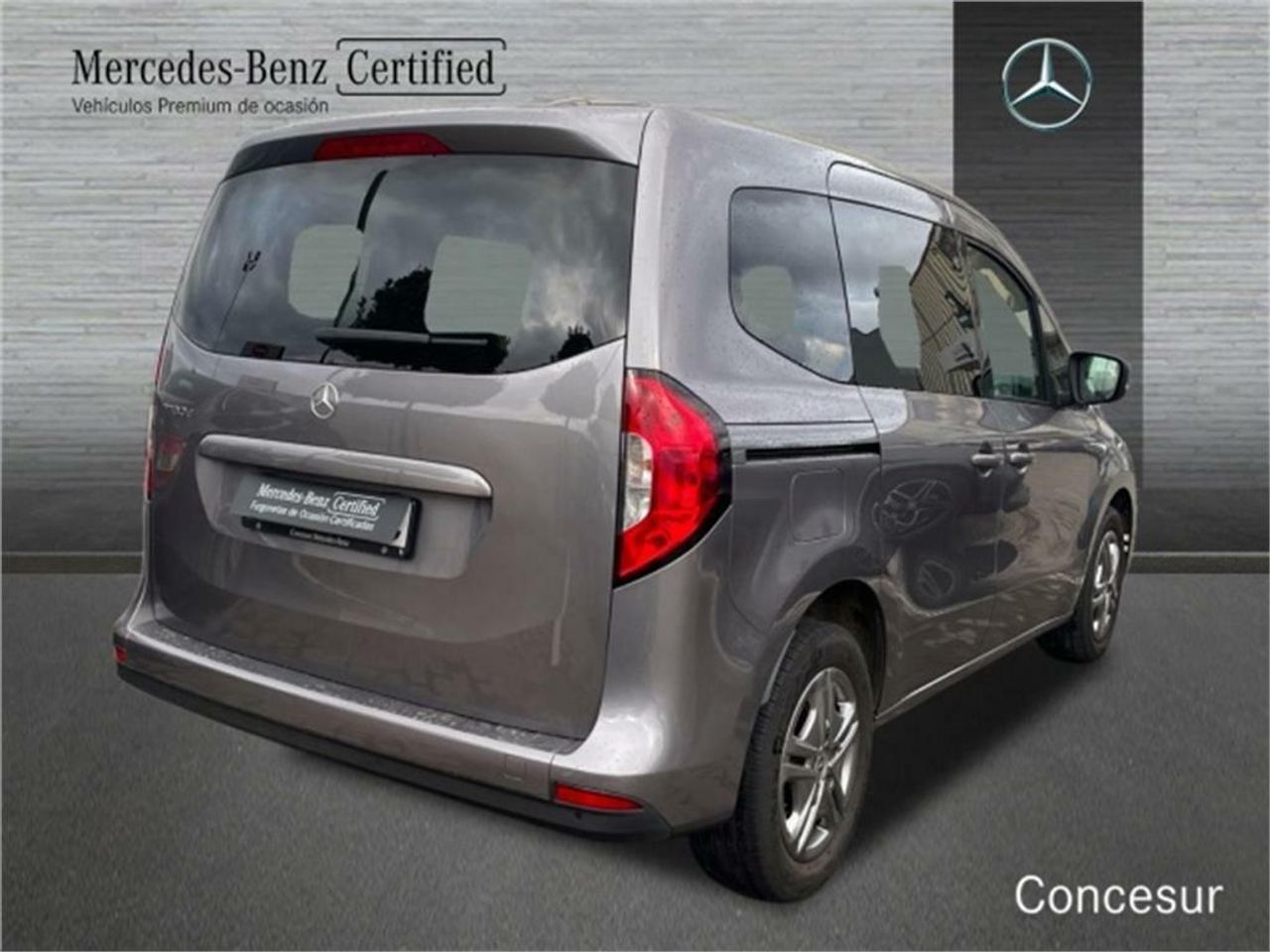 Foto Mercedes-Benz Clase T 2