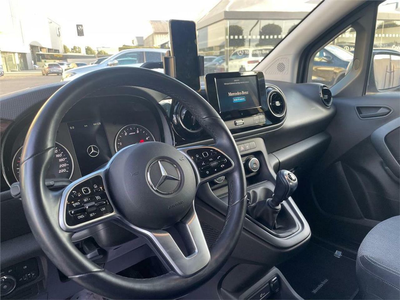 Foto Mercedes-Benz Clase T 12