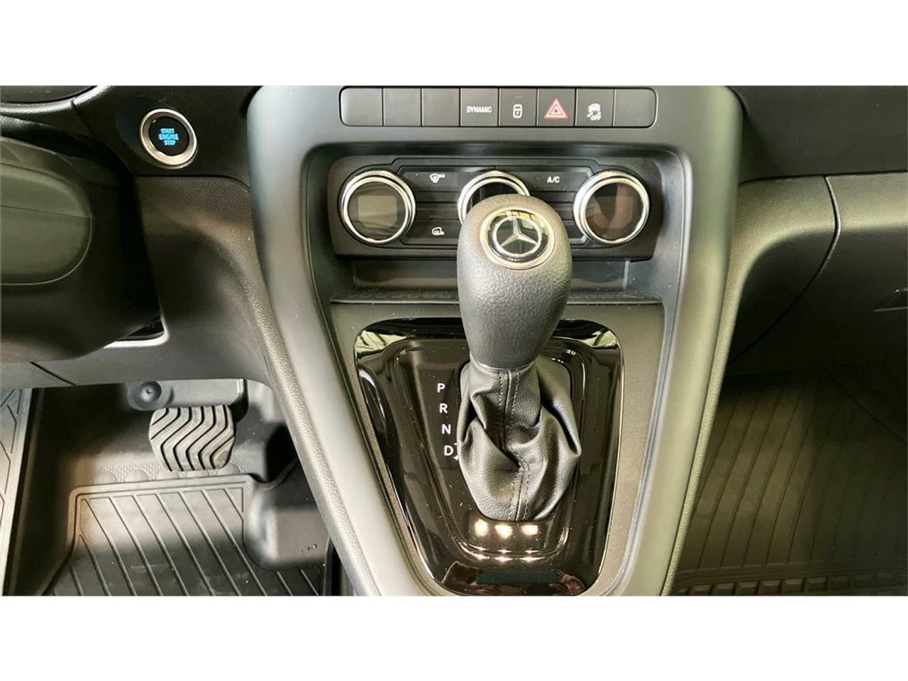 Foto Mercedes-Benz Citan 12