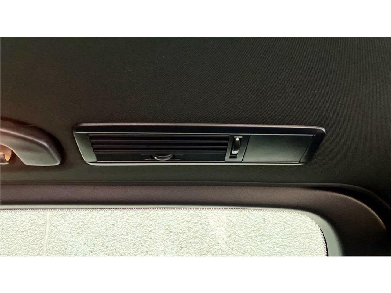 Foto Mercedes-Benz EQV 25