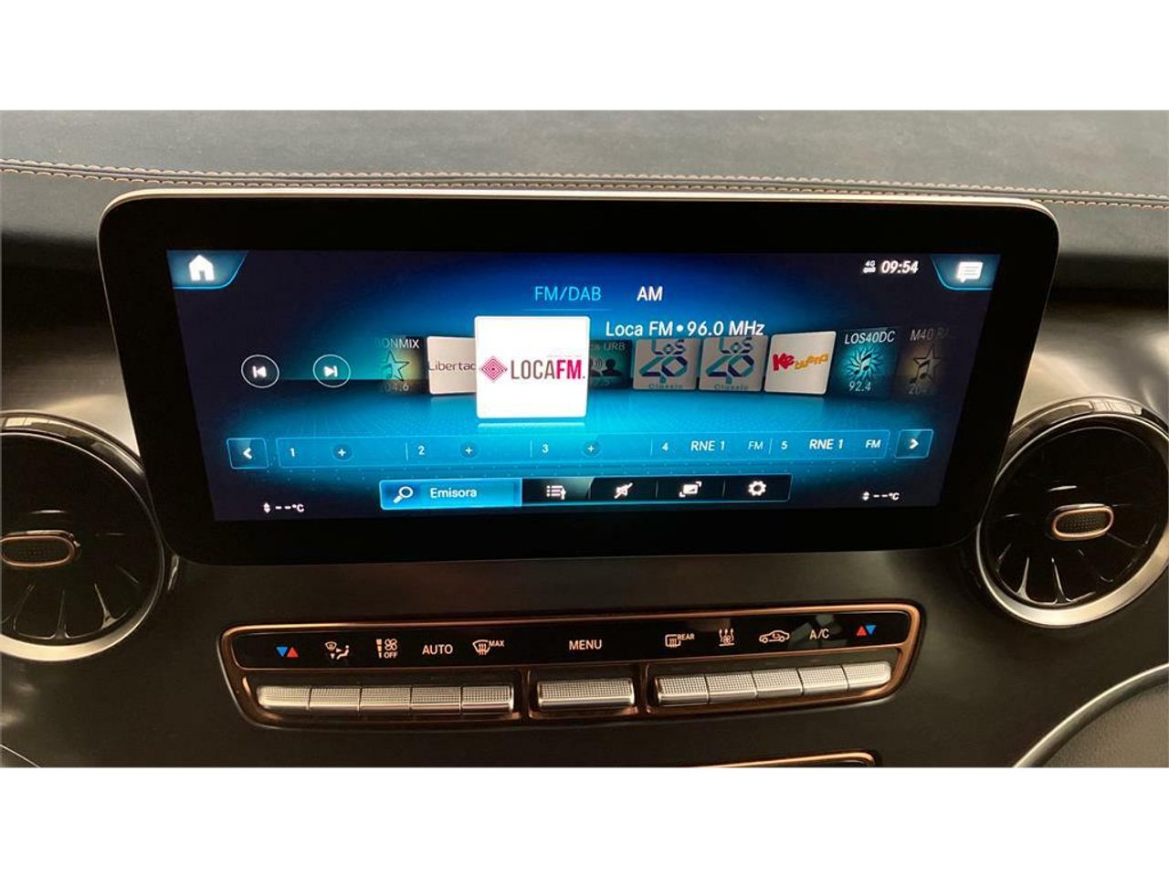 Foto Mercedes-Benz EQV 19