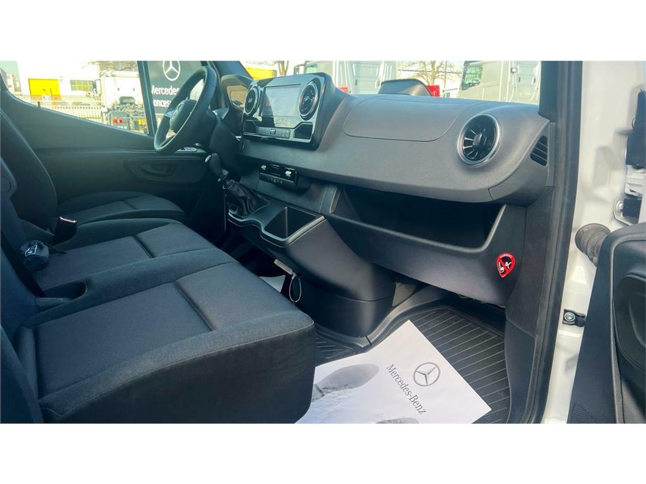 Foto Mercedes-Benz Sprinter 8