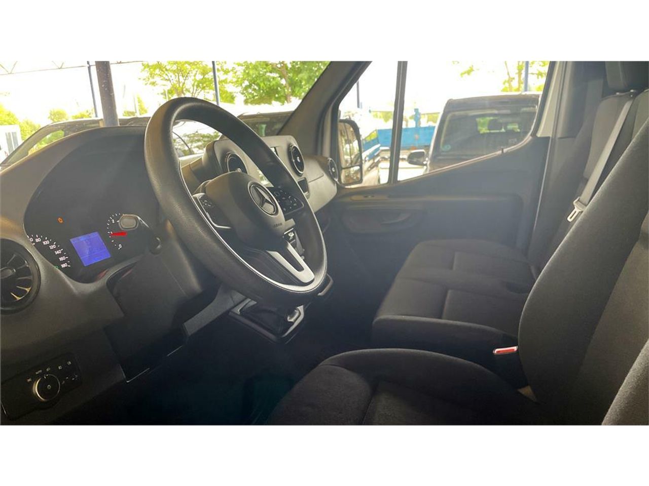 Foto Mercedes-Benz Sprinter 7