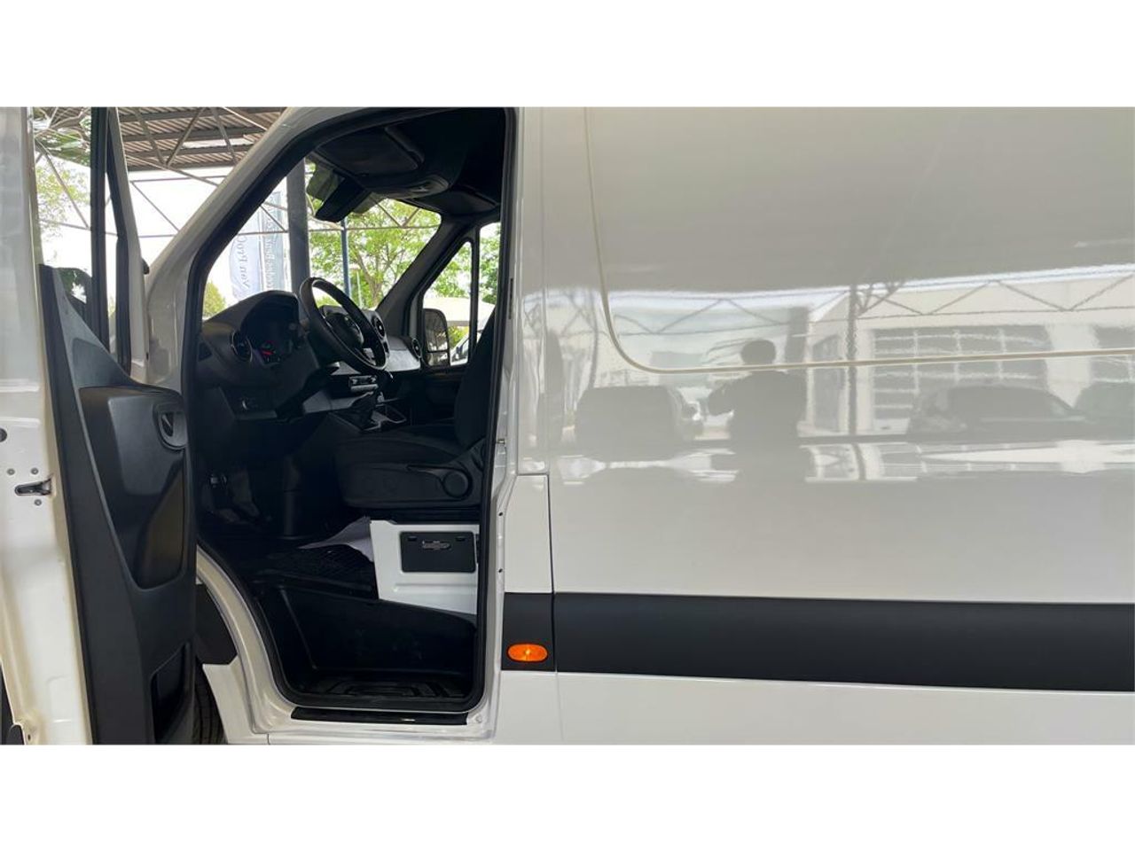 Foto Mercedes-Benz Sprinter 16