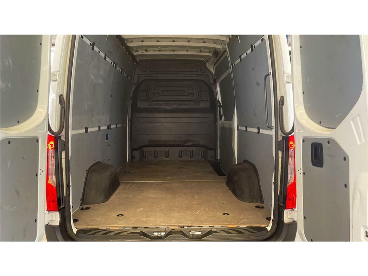 Foto Mercedes-Benz Sprinter 20