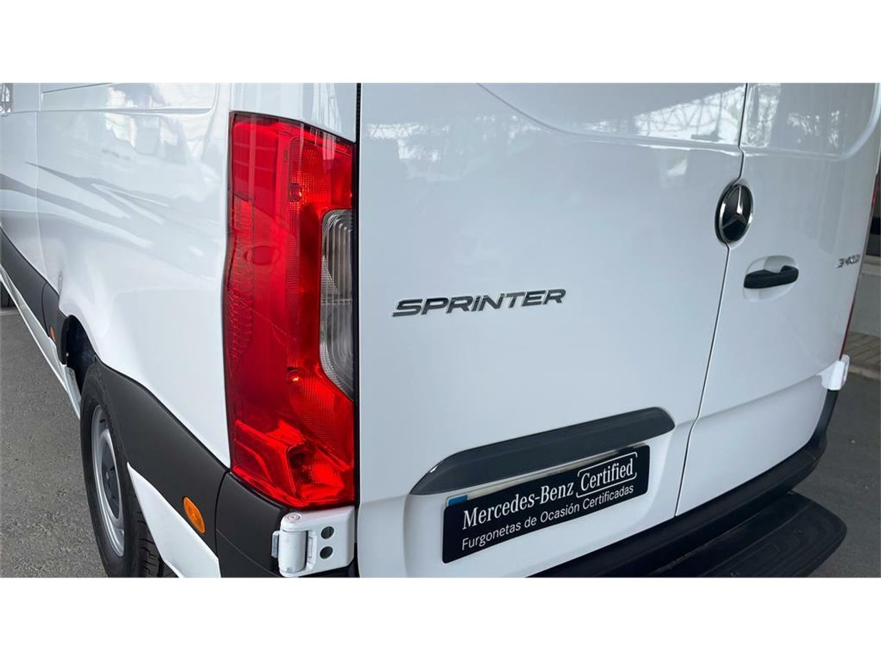 Foto Mercedes-Benz Sprinter 25