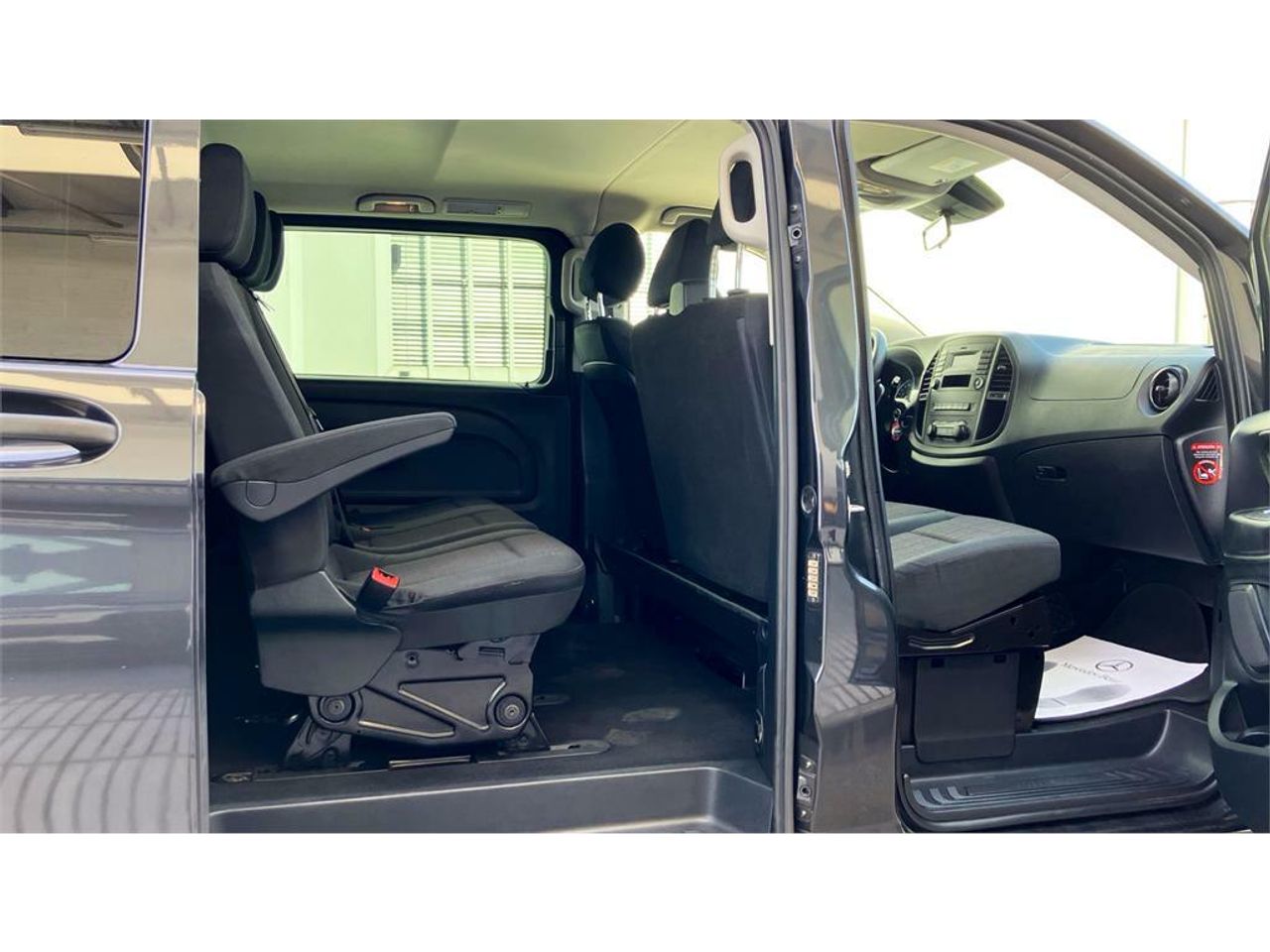 Foto Mercedes-Benz Vito 21