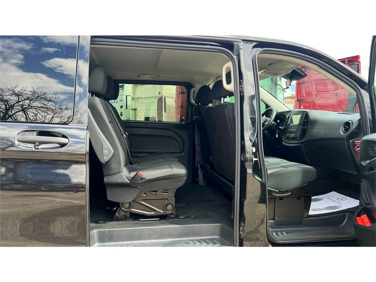 Foto Mercedes-Benz Vito 25