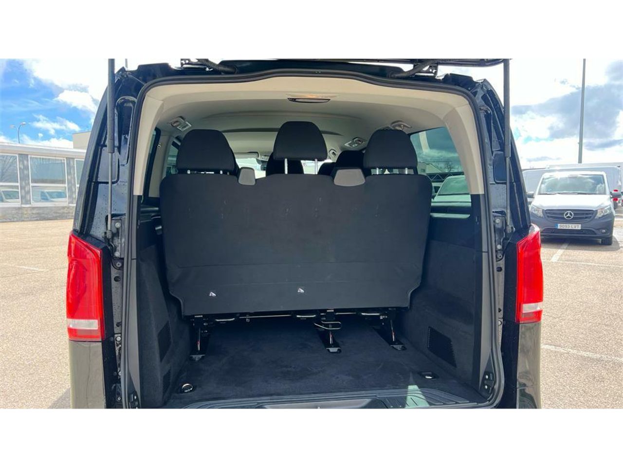 Foto Mercedes-Benz Vito 26