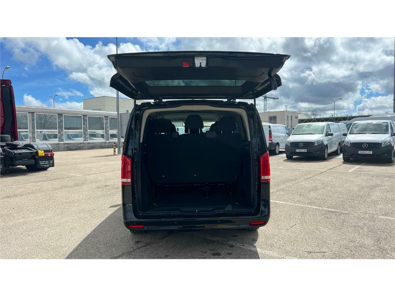 Foto Mercedes-Benz Vito 27