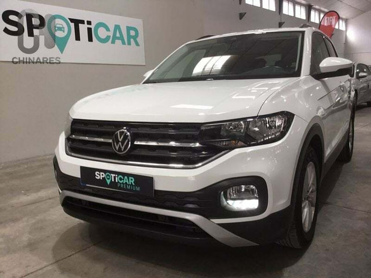 Foto Volkswagen T-Cross 11