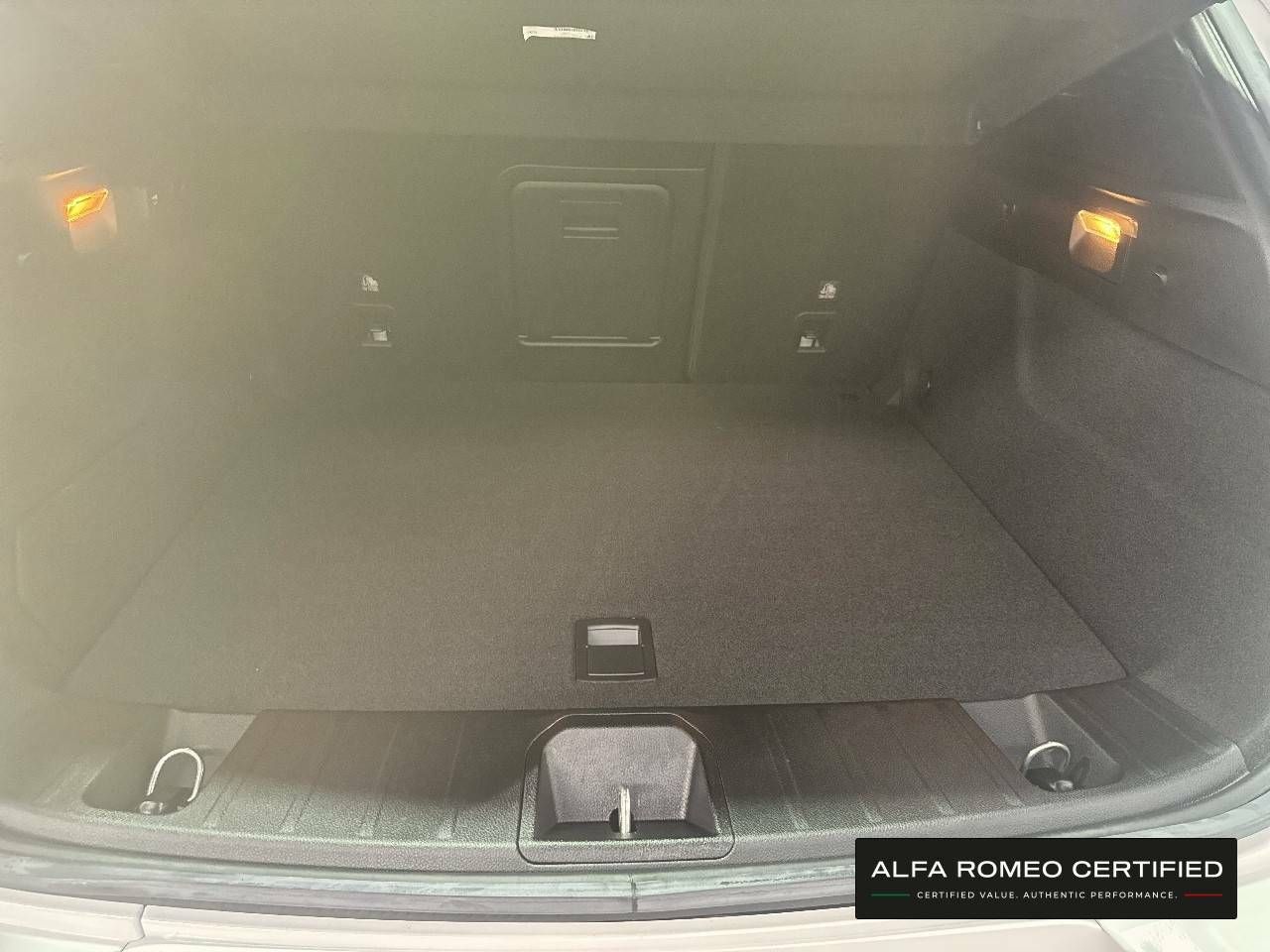Foto Alfa Romeo Tonale 6
