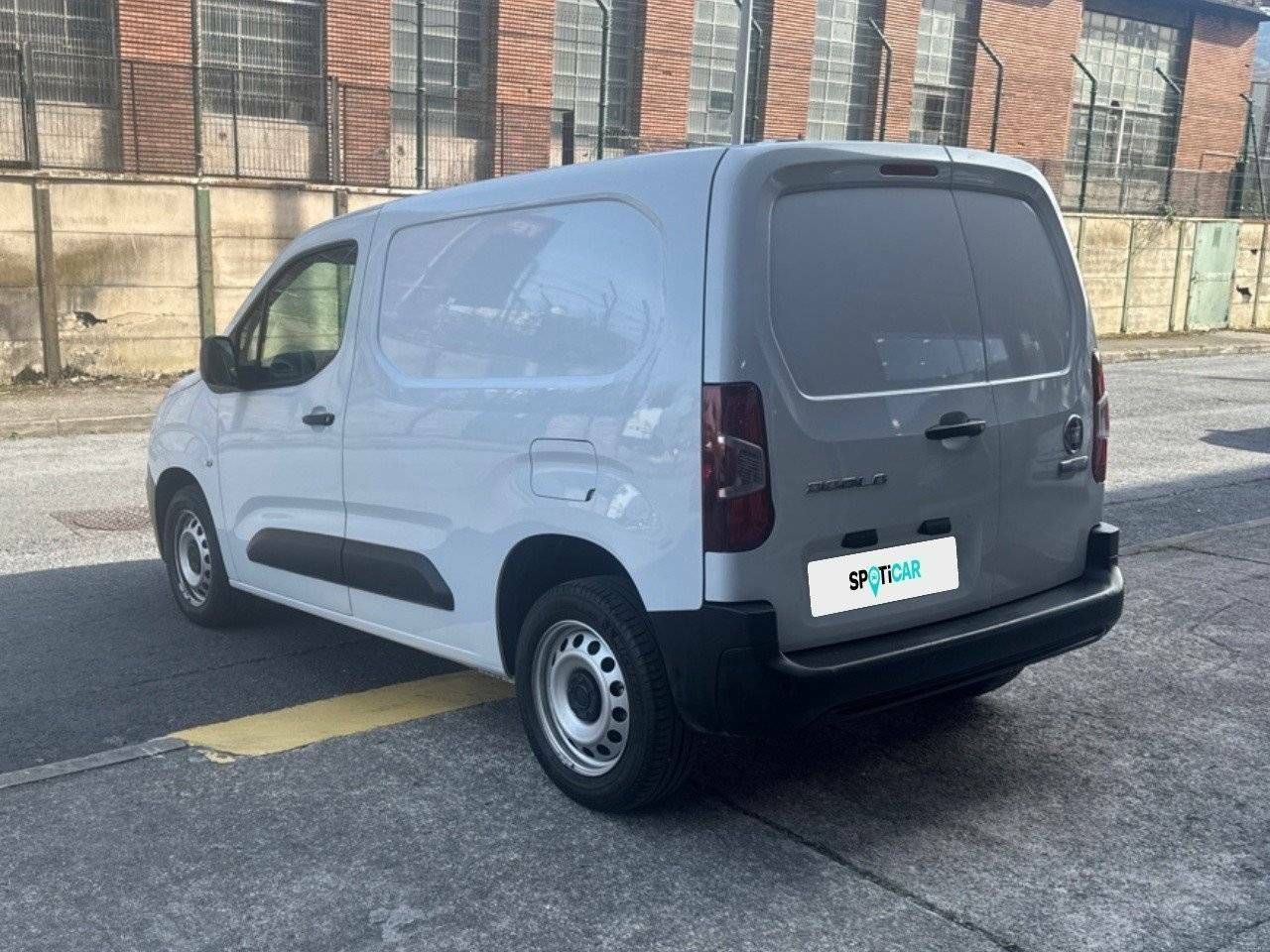 Foto Fiat Doblo 24