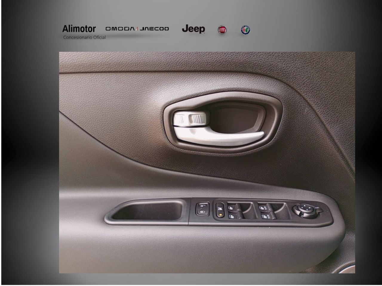 Foto Jeep Renegade 12