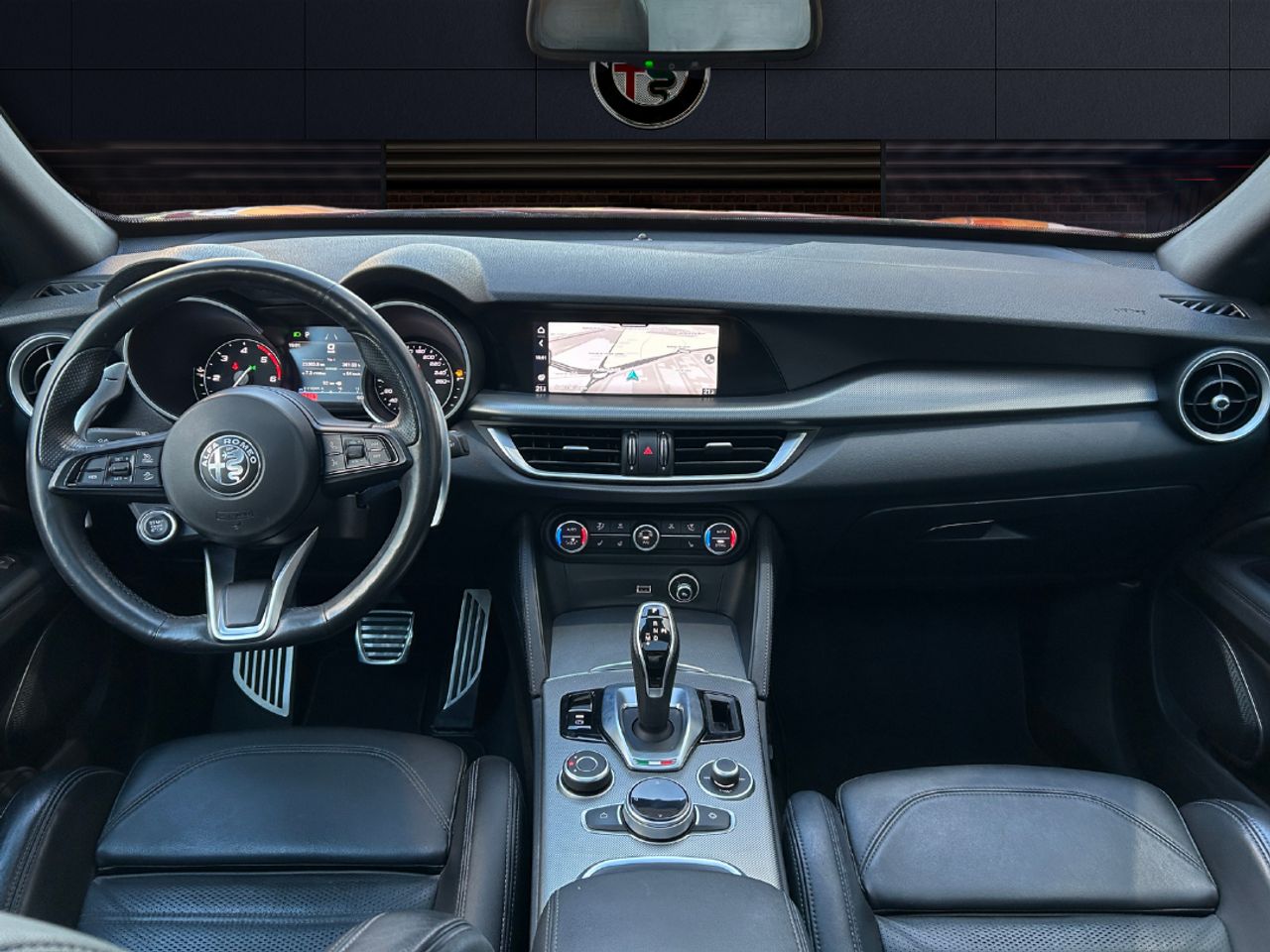 Foto Alfa Romeo Stelvio 8