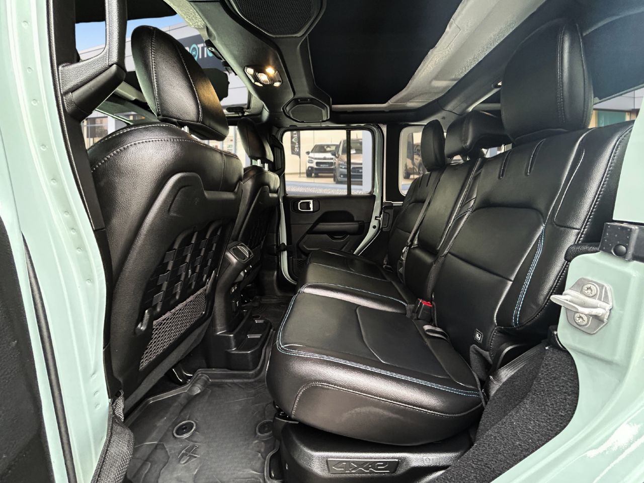 Foto Jeep Wrangler 10