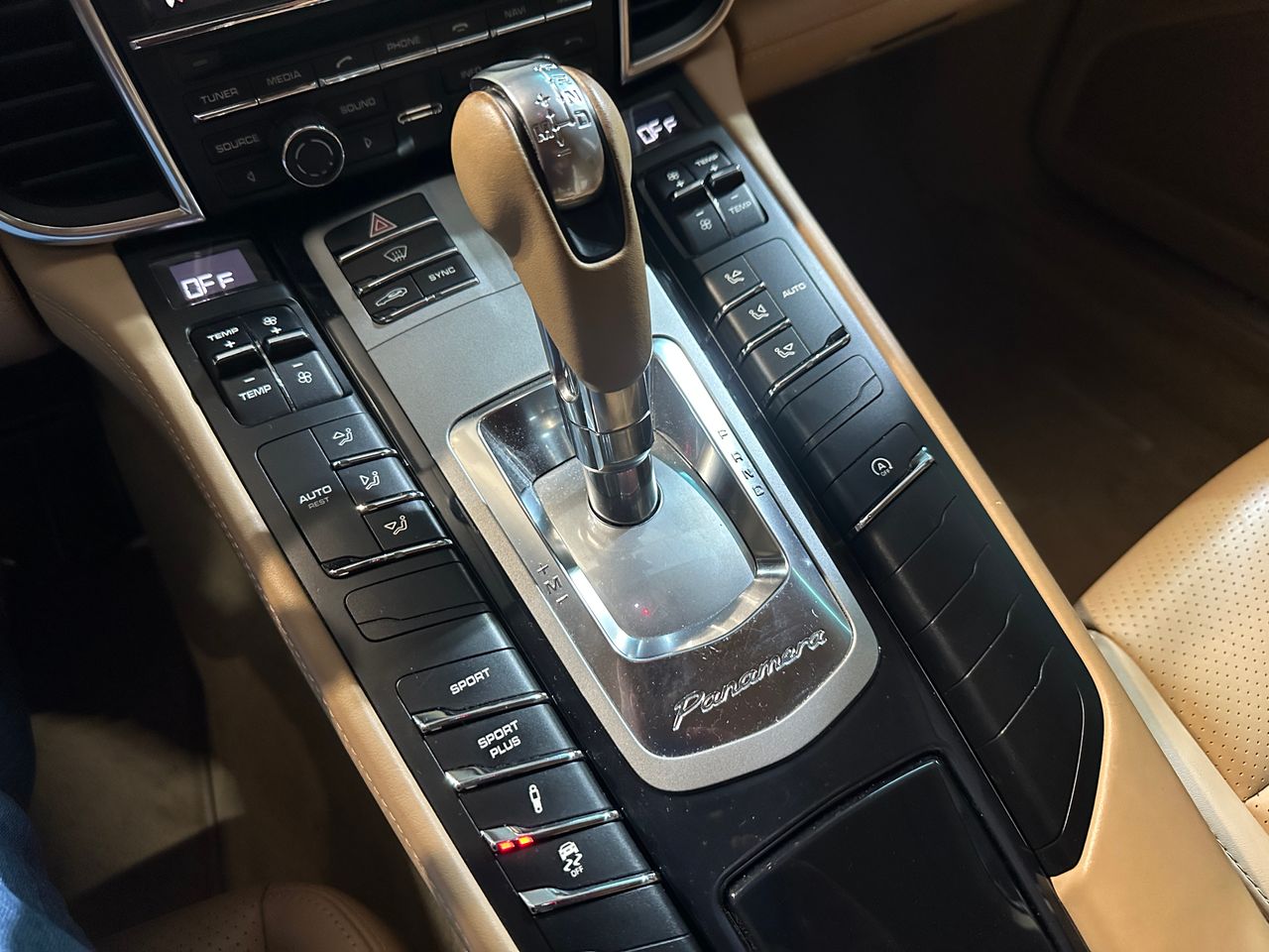 Foto Porsche Panamera 11