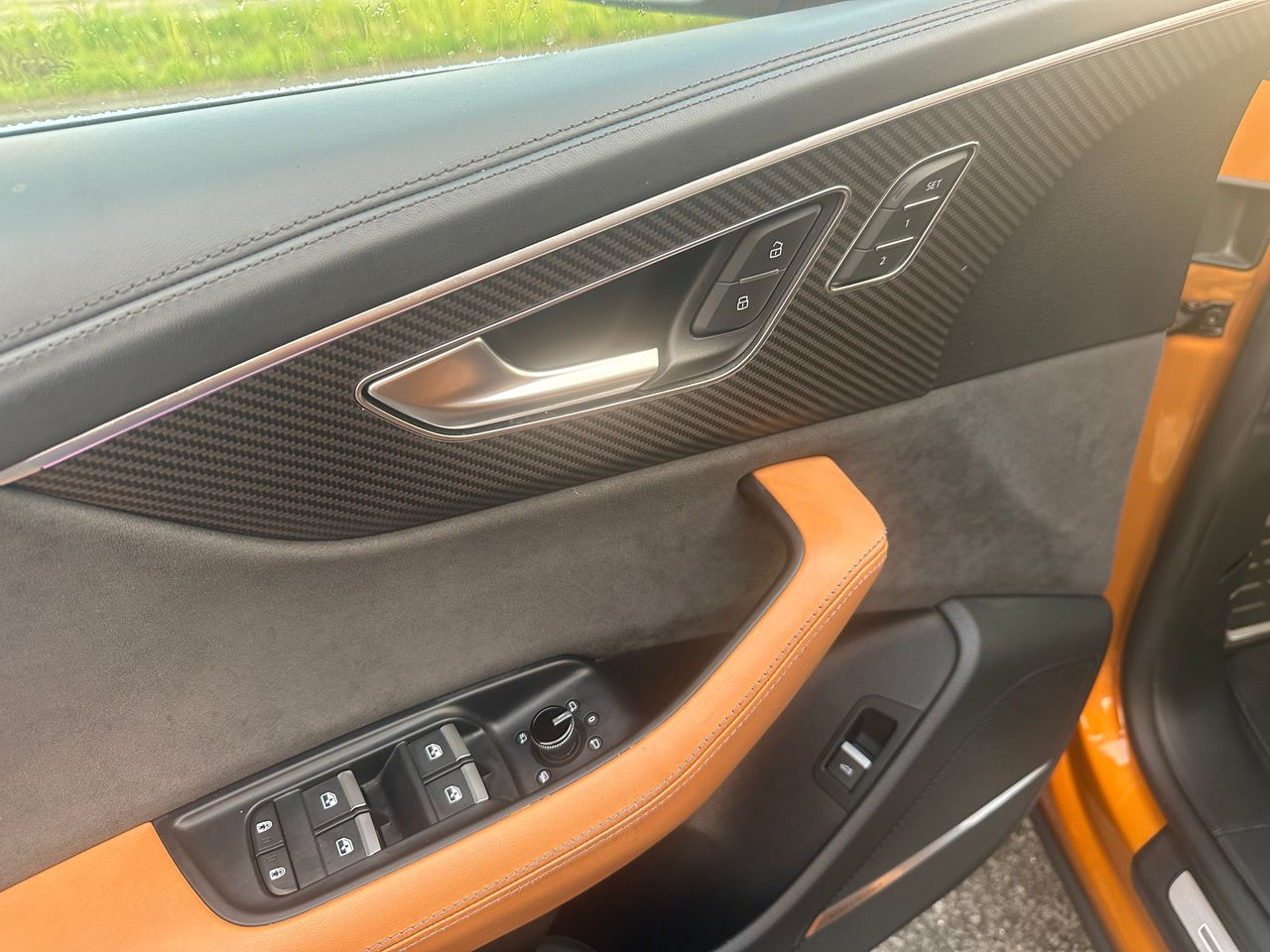 Foto Audi Q8 12