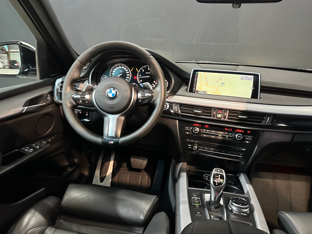 Foto BMW X5 6