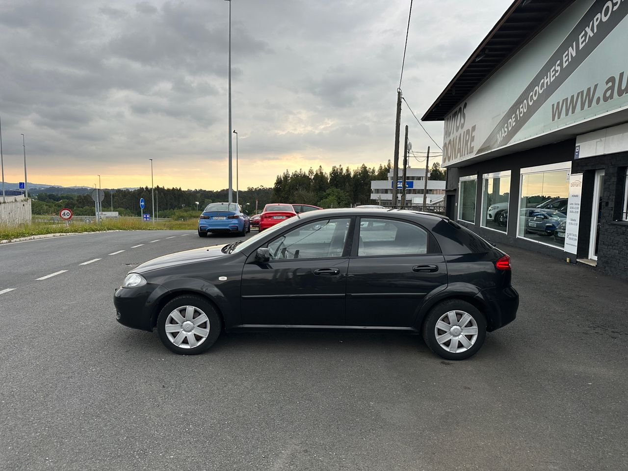 Foto Chevrolet Lacetti 2