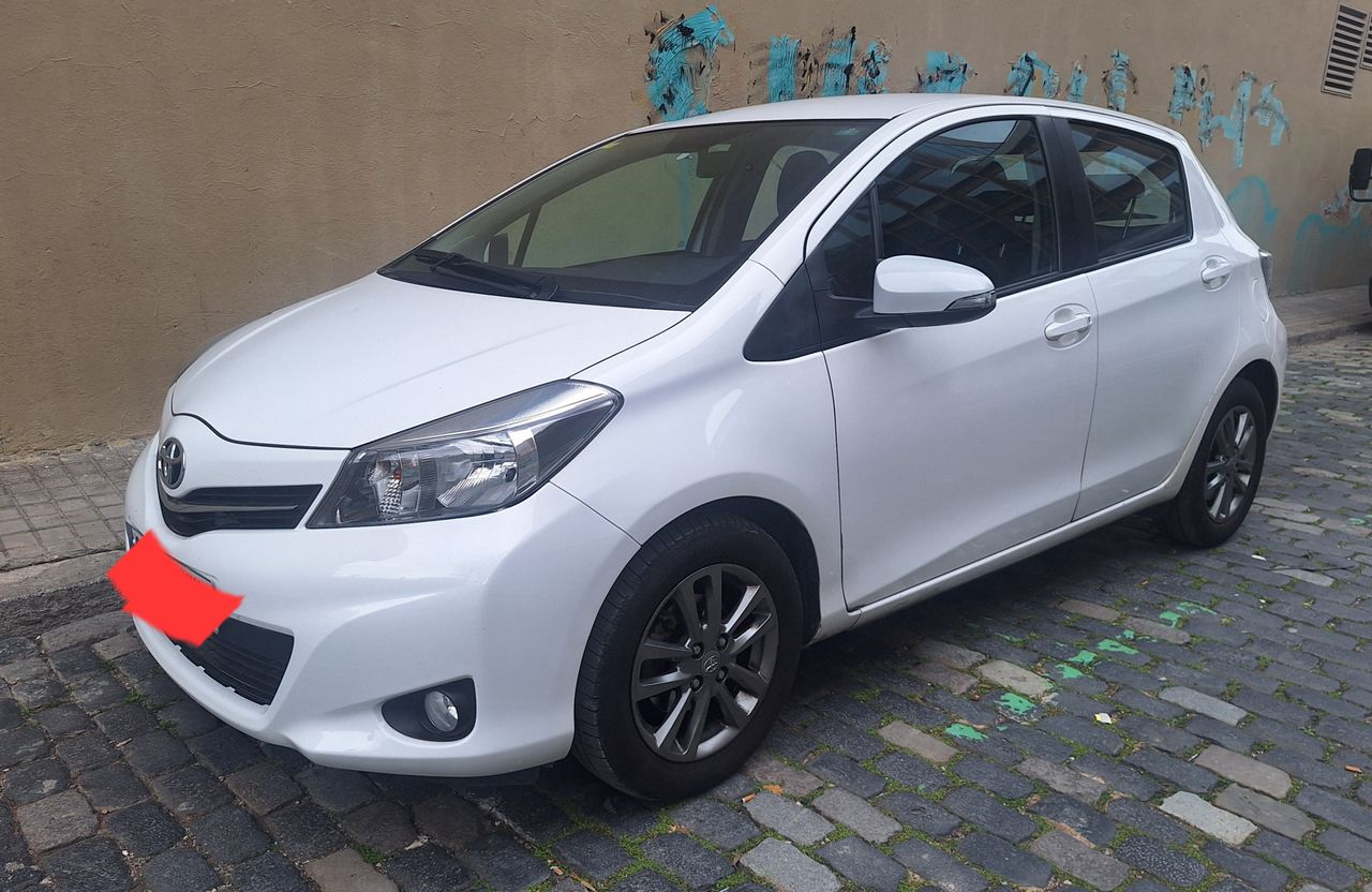 Foto Toyota Yaris 1