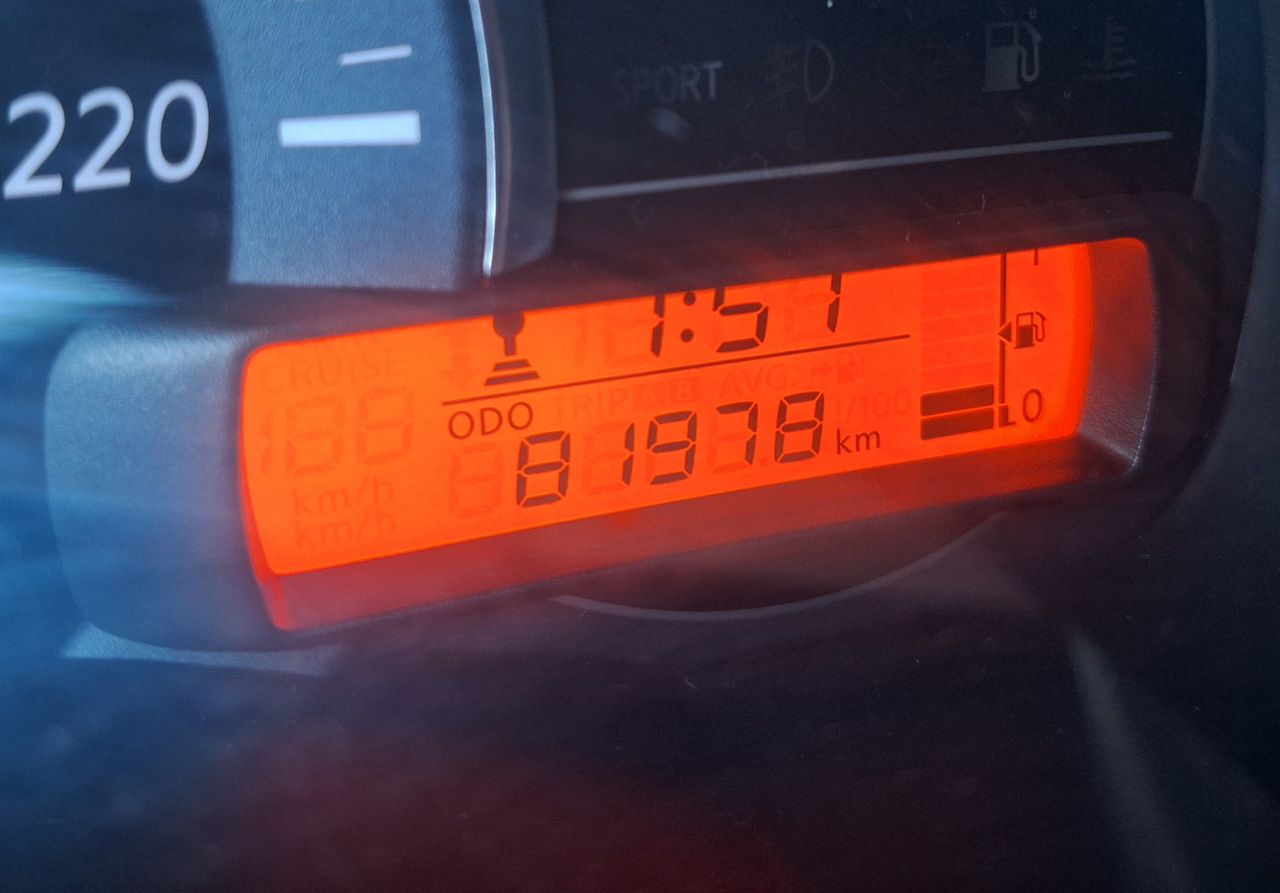 Foto Nissan Micra 14
