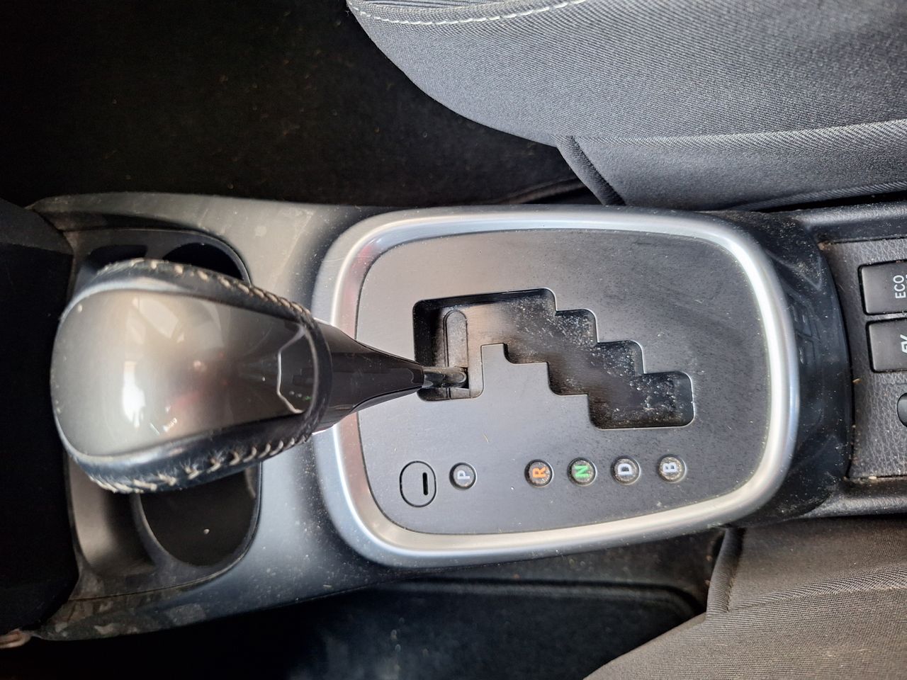 Foto Toyota Yaris 13