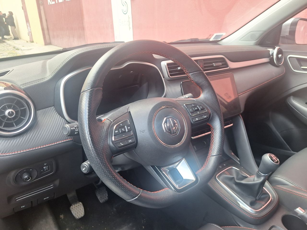 Foto MG ZS 8