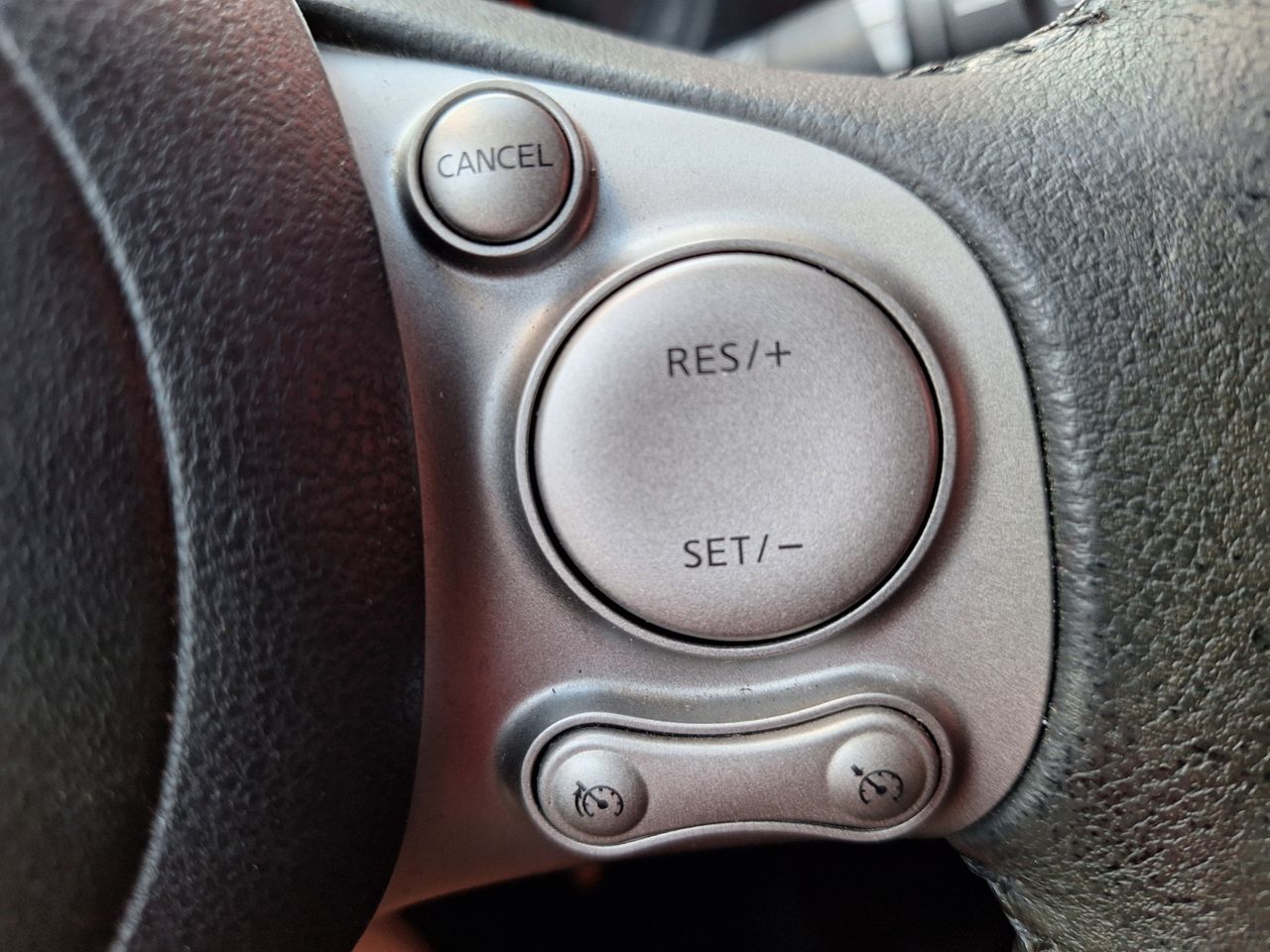 Foto Nissan Micra 13