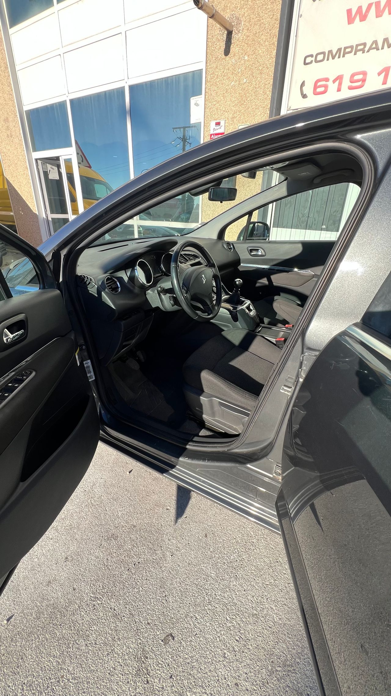Foto Peugeot 5008 11