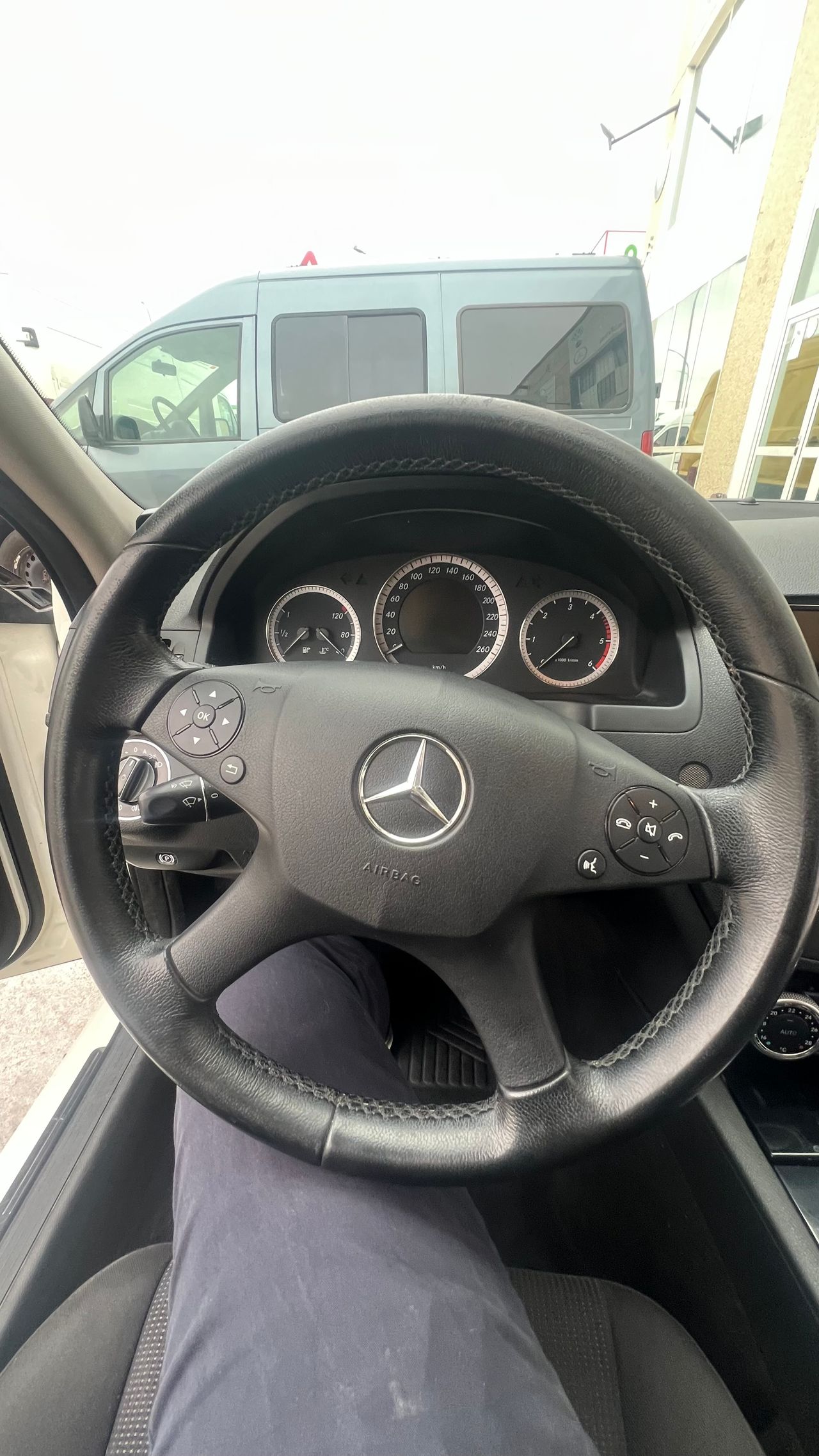 Foto Mercedes-Benz Clase C 12