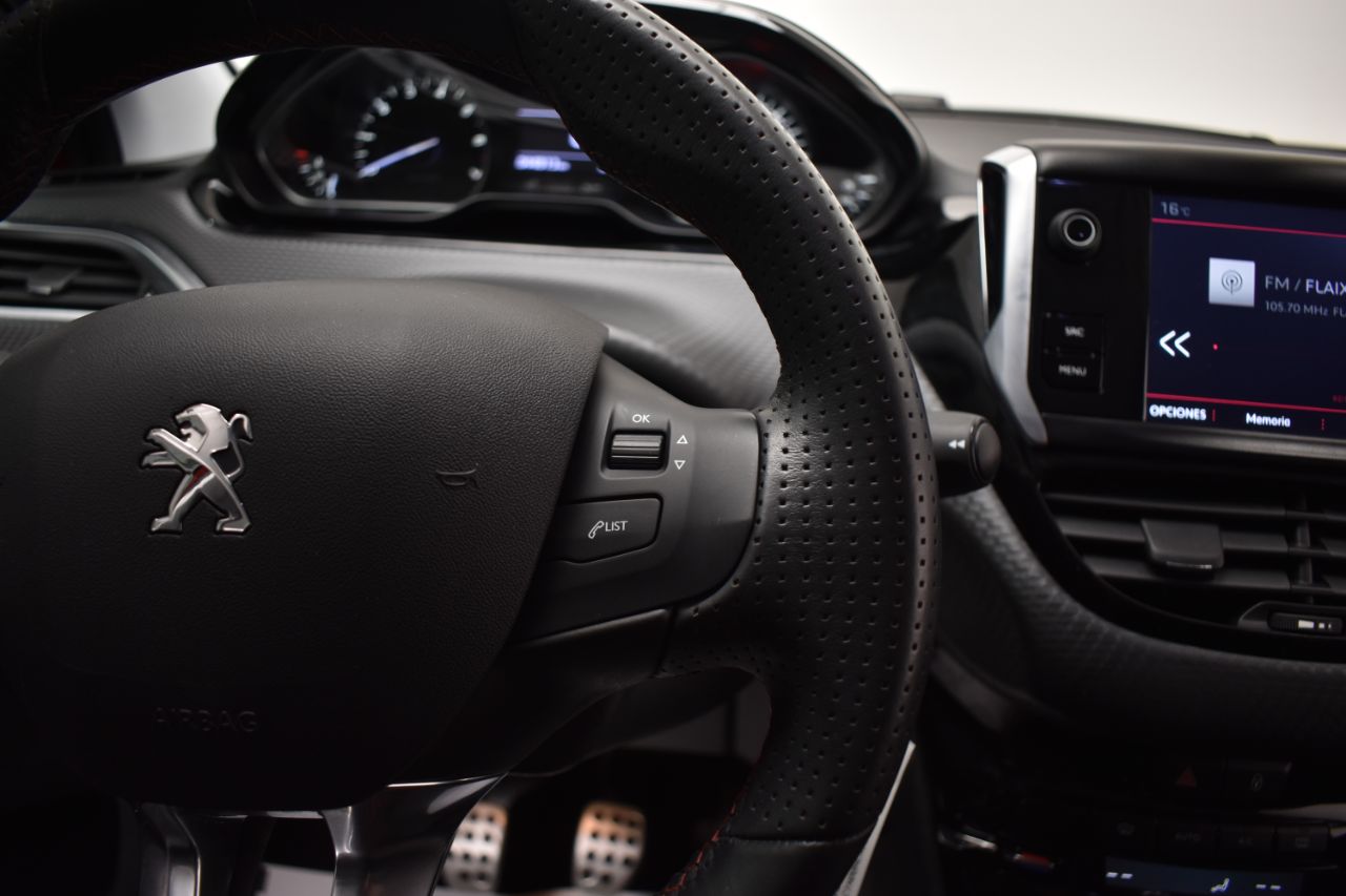 Foto Peugeot 208 22