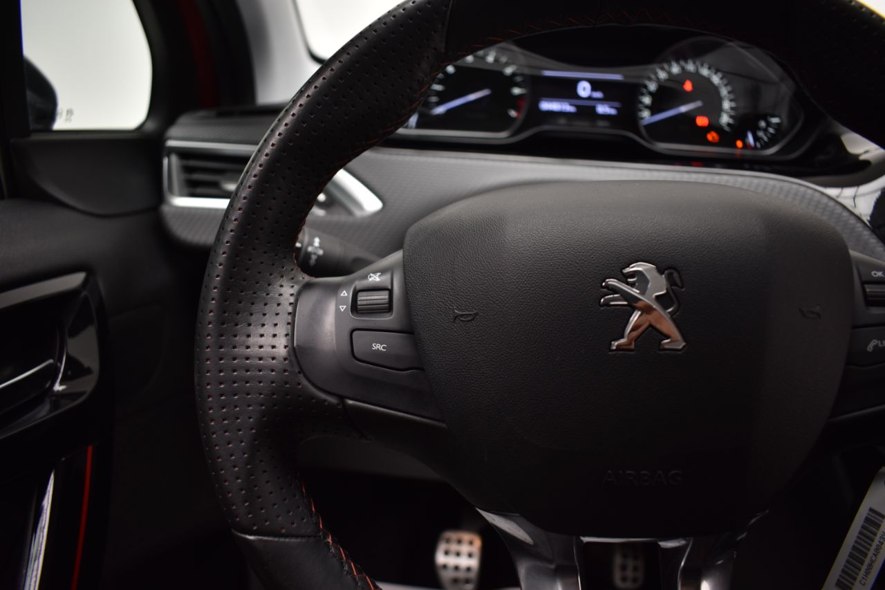 Foto Peugeot 208 23
