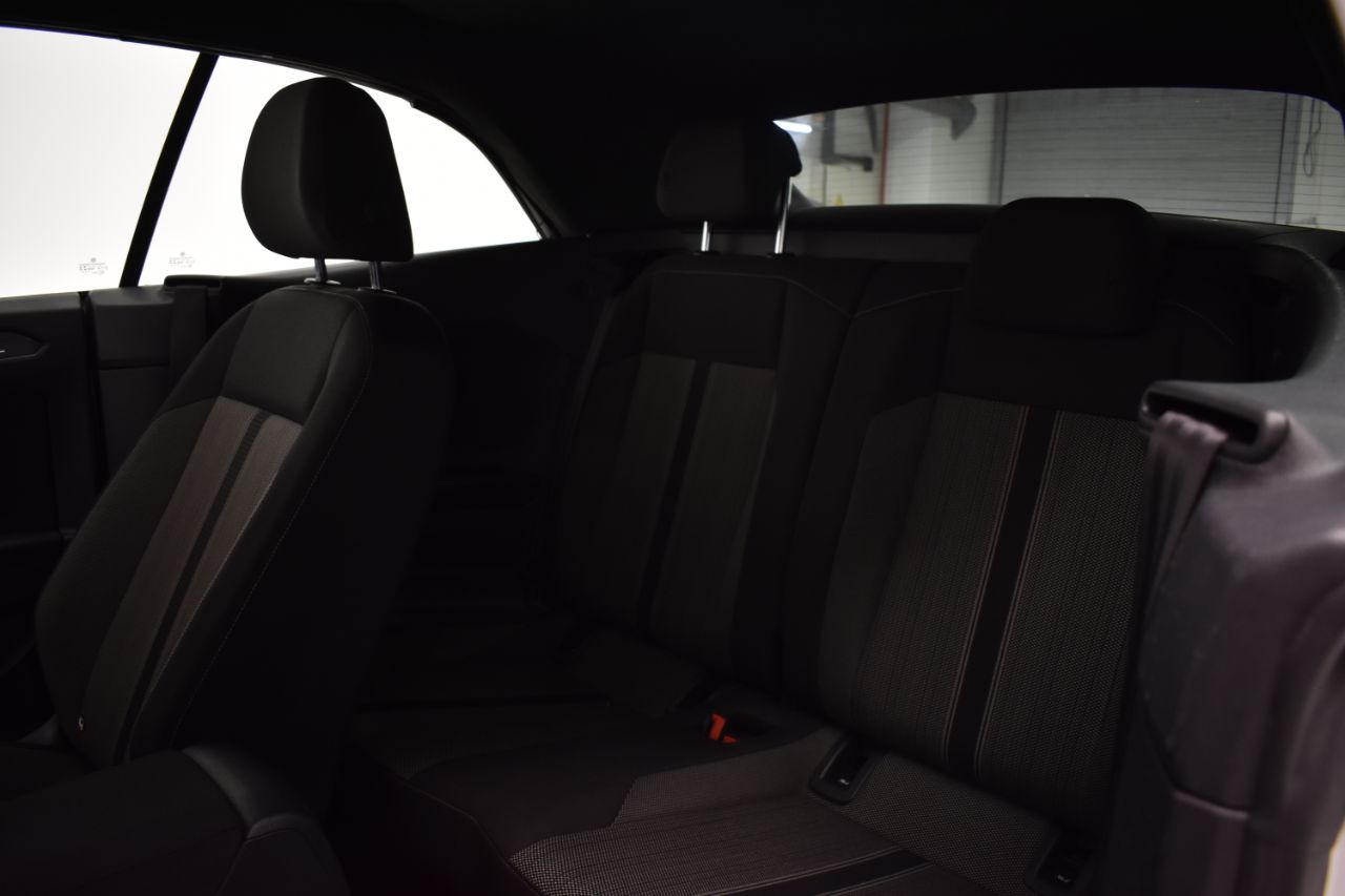 Foto Volkswagen T-Roc 8