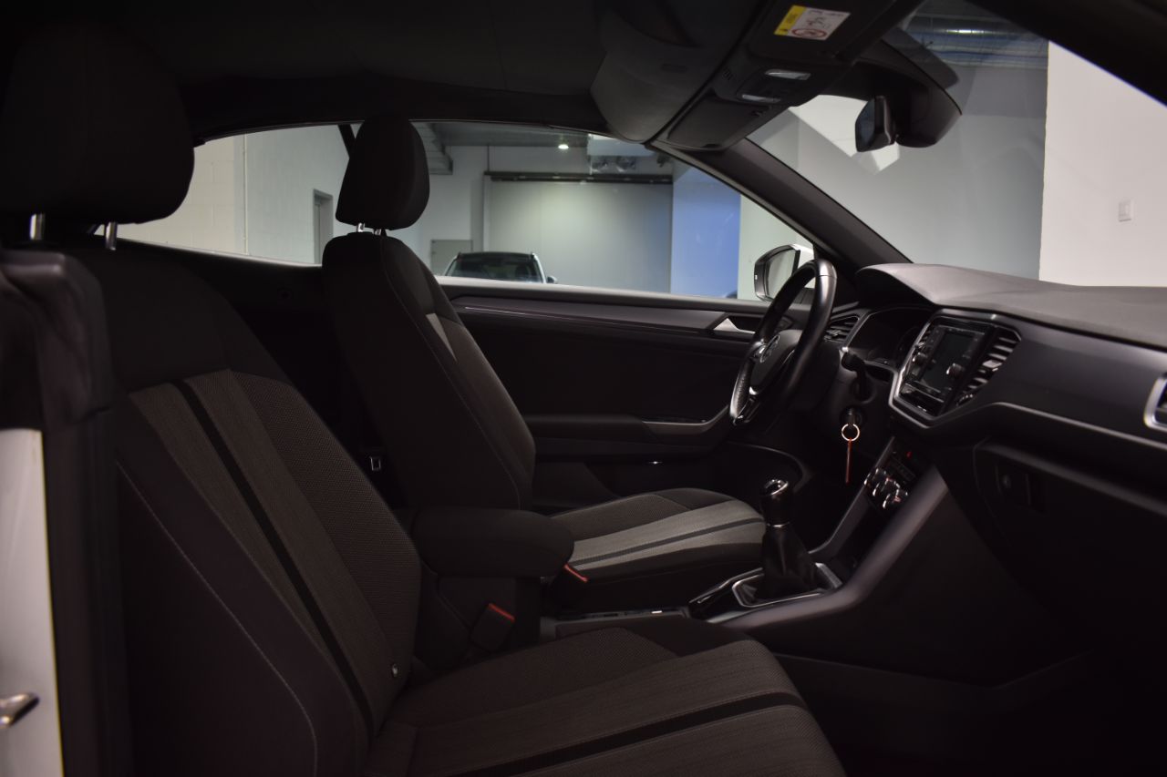 Foto Volkswagen T-Roc 18