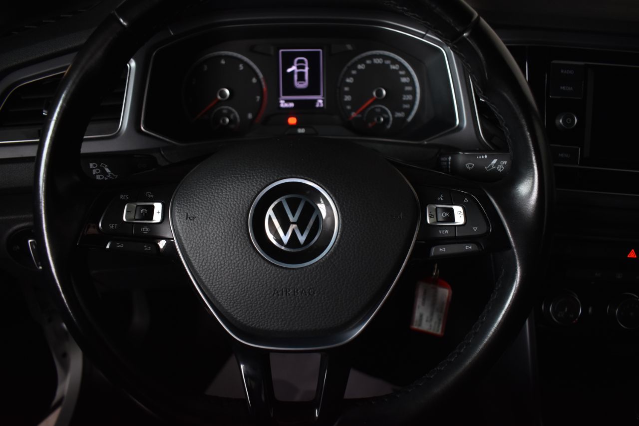 Foto Volkswagen T-Roc 19