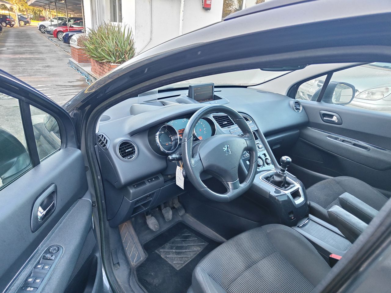 Foto Peugeot 5008 9