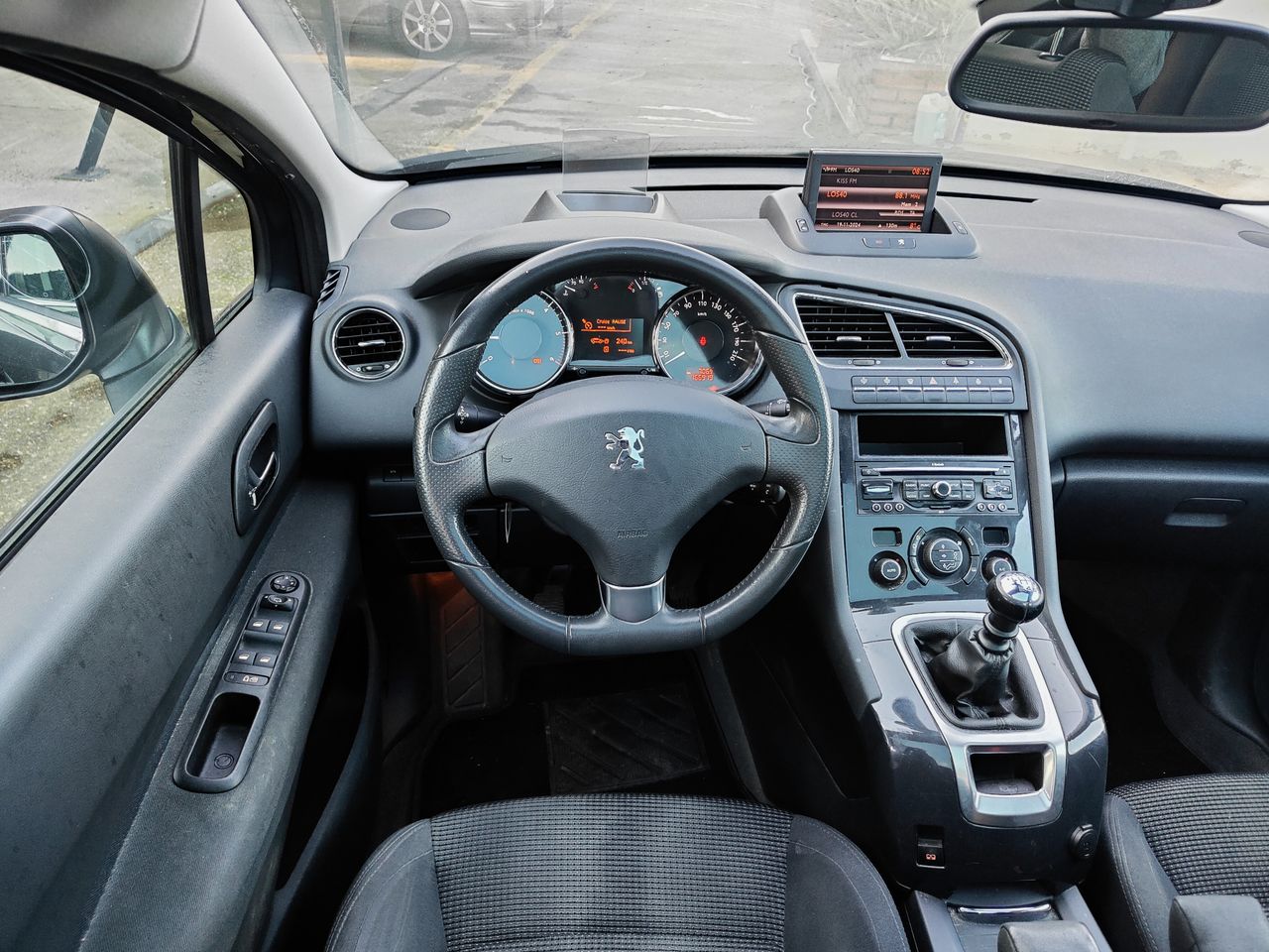Foto Peugeot 5008 10