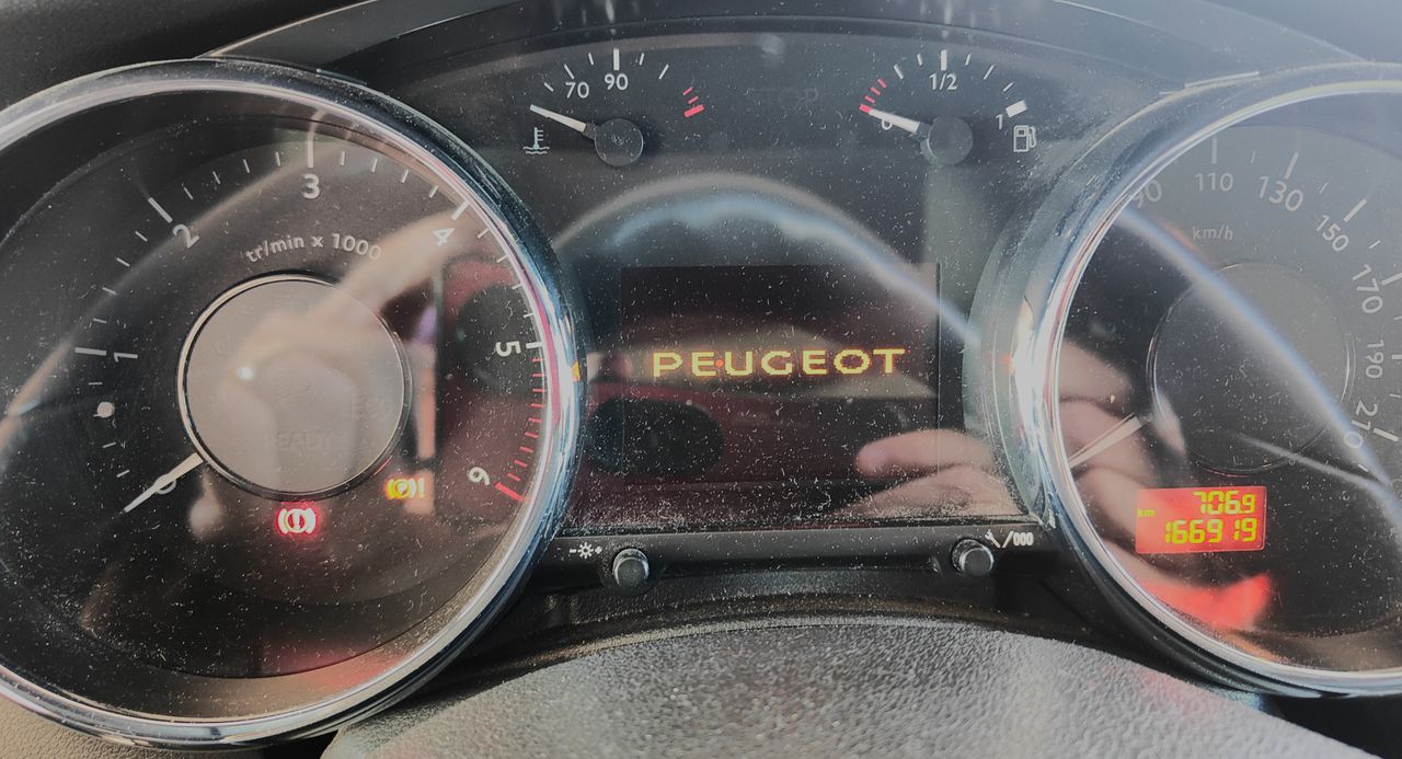 Foto Peugeot 5008 16