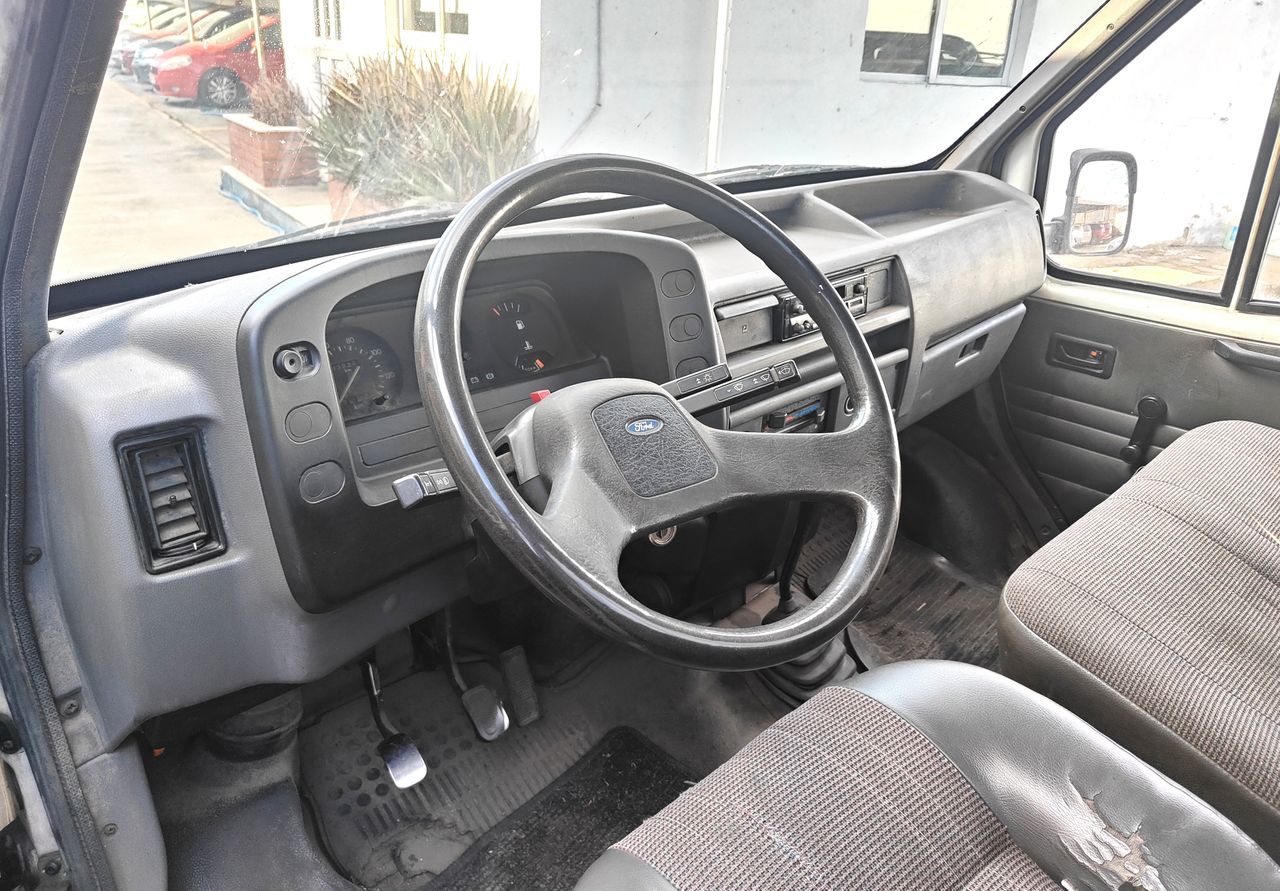 Foto Ford Transit Connect 8