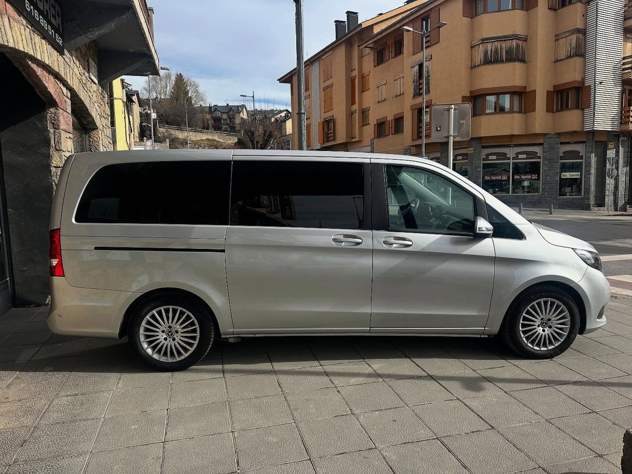 Foto Mercedes-Benz Clase V 4